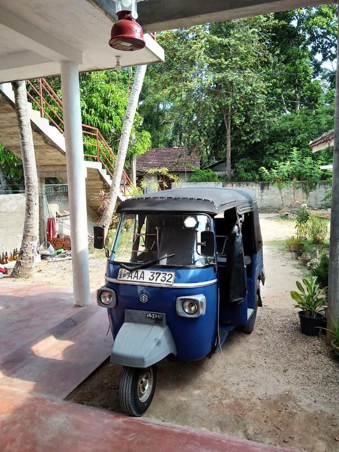Mallika Resort Mirissa Esterno foto